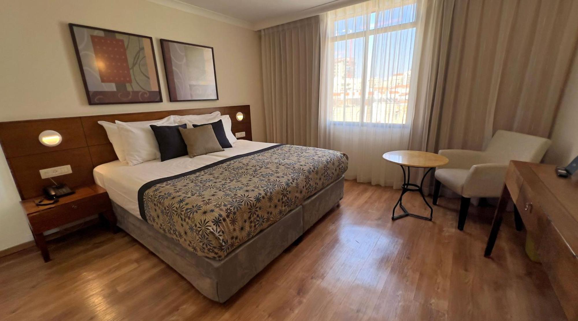 Caesar Premier Jerusalem Hotel Esterno foto
